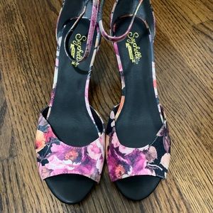 seychelles sandals